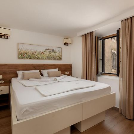Apartment Amigo Old Town Kotor Kültér fotó
